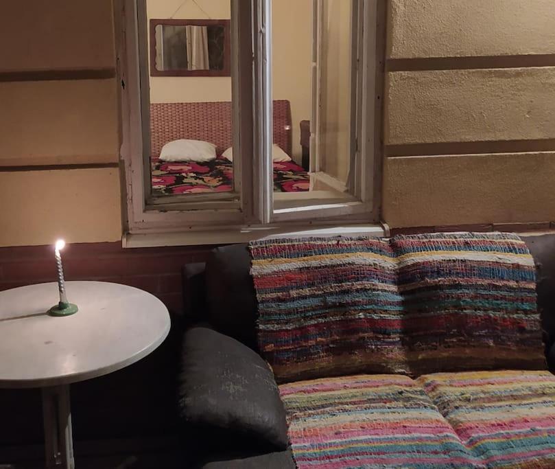 Vintage Studio Apartment, Garden And Free Parking Будапеща Екстериор снимка