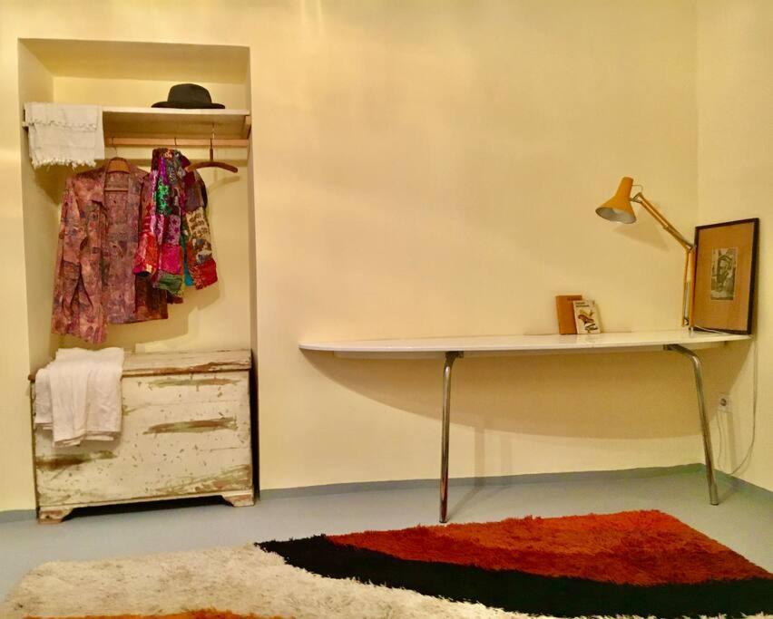 Vintage Studio Apartment, Garden And Free Parking Будапеща Екстериор снимка